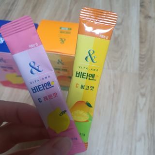 비타앤C 레몬맛, 망고맛 — 4.5점을 준 리뷰어가 2021년 6월 올린 사용 사진