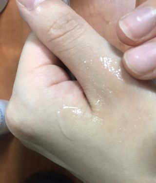 체르엠  프루브 콜라겐 앰플세럼 60ml 1병 — 3.5점을 준 리뷰어가 2021년 9월 올린 사용 사진
