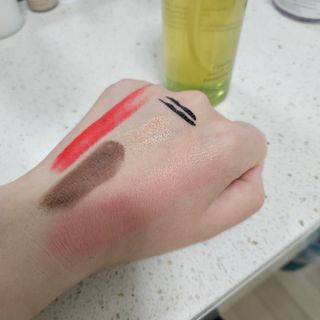 스킨큐어 산다화 순한 클렌징 동백 오일 200ml — 5점을 준 리뷰어가 2023년 5월 올린 사용 사진