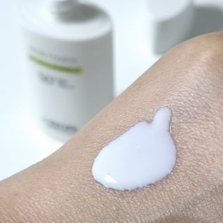 아이레시피 모이스트터치 스포츠 선밀크 50ml (SPF50+ PA+++) — 5점을 준 리뷰어가 2023년 6월 올린 사용 사진