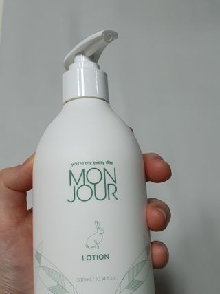 토박스코리아 몽쥬르 유아 로션 300ml — 4점을 준 리뷰어가 2021년 4월 올린 사용 사진