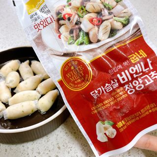 굽네몰 [굽네] 닭가슴살 비엔나 2종 8팩 — 5점을 준 리뷰어가 2021년 9월 올린 사용 사진