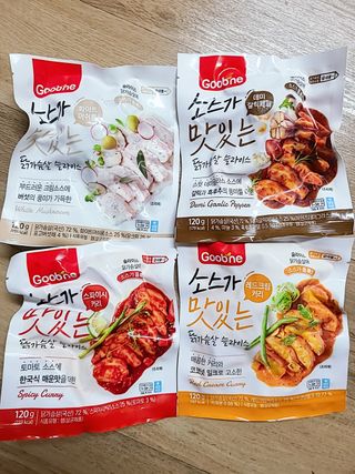 굽네몰 [굽네] 소스가 맛있는 닭가슴살 슬라이스 4종 — 5점을 준 리뷰어가 2021년 4월 올린 사용 사진