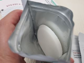 커스토젠 아크슈터 마이크로바이옴 토너패드 파우치타입 이중패드 1박스(50매) — 5점을 준 리뷰어가 2022년 7월 올린 사용 사진