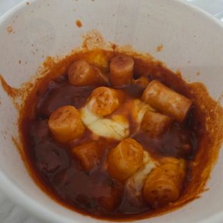 나우  [요리궁리] B타입 ( 매콤, 치즈, 매콤까르보 ) 꽃떡볶이 6개입 세트 — 5점을 준 리뷰어가 2025년 3월 올린 사용 사진