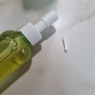 스킨큐어 산다화 순한 클렌징 동백 오일 200ml — 4점을 준 리뷰어가 2023년 4월 올린 사용 사진