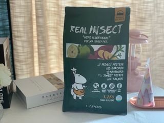 [푸디웜] 라포그  리얼인섹트 웨이트밸런스 저알러지 강아지 사료  1.2KG — 4점을 준 리뷰어가 2021년 7월 올린 사용 사진