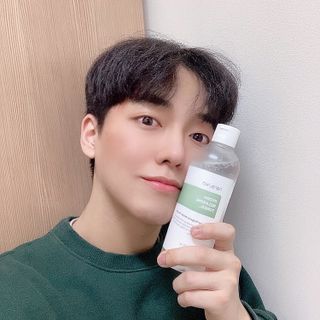 나나스킨 하이드로릴렉싱토너 — 5점을 준 리뷰어가 2021년 4월 올린 사용 사진