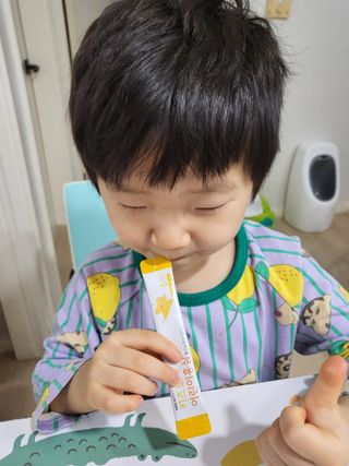 [이뮤니티플러스]우리아이 면역오키, 건강오키 _ 키즈오키 어린이홍삼 10포 1box — 5점을 준 리뷰어가 2022년 3월 올린 사용 사진