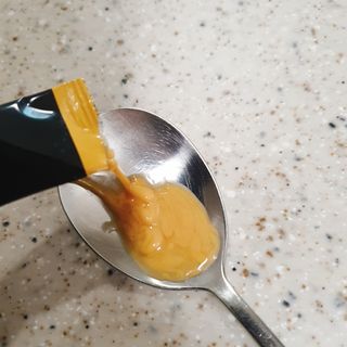 짜먹는 이지견과 짜먹는 이지아몬드, 짜먹는 이지허니피넛, 짜먹는 이지캐슈넛 각 10g X  10포 — 5점을 준 리뷰어가 2021년 2월 올린 사용 사진