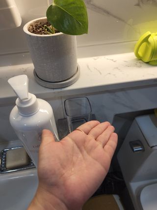 프리[닥터문] 유산균 락토케어 질경초 여성청결제 1000ml (젤타입) — 5점을 준 리뷰어가 2022년 6월 올린 사용 사진