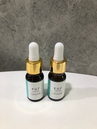랑팡 EGF+FGF 10ppm 리포좀 앰플 원액 10ml — 4.5점을 준 리뷰어가 2021년 11월 올린 사용 사진