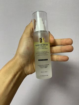오투에니원 화이트스완 센텔라 루미너스 미스트 세럼 100ml — 5점을 준 리뷰어가 2023년 2월 올린 사용 사진