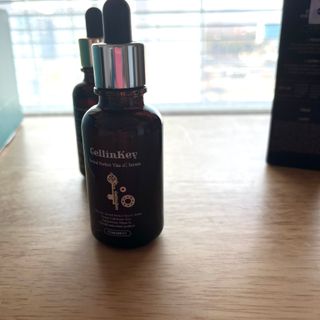코매료 셀인키 리바이탈 퍼펙트 세럼 2종(천연오일100프로+순수비타민c150,000ppm) — 5점을 준 리뷰어가 2024년 2월 올린 사용 사진