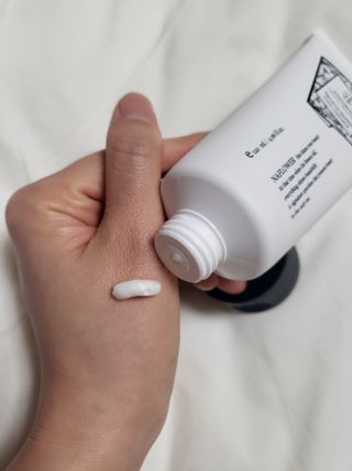 [나플라워]  클렌징 후에도 남아있는 수분감은 물론 여드름 케어까지 완벽한 스팟리스 폼클렌징 — 5점을 준 리뷰어가 2023년 12월 올린 사용 사진
