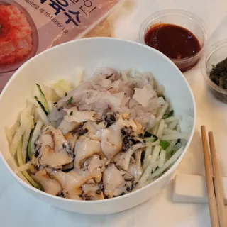 마라도푸드 최강달인 물회 맛집 38년 전통 백년가게 포항 마라도회식당 — 5점을 준 리뷰어가 2023년 5월 올린 사용 사진