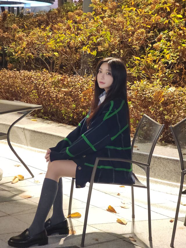 더그린랩 유니섹스 빅체크 이중지 니트 가디건 리뷰 사진