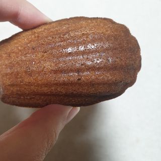 [메종콜리브리] 프랑스 마들렌 메종콜리브리 피스타치오 마들렌 2팩 — 5점을 준 리뷰어가 2021년 11월 올린 사용 사진
