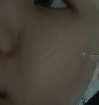 스킨큐어 산다화 비타민c 화이트닝 에센스 30ml — 5점을 준 리뷰어가 2022년 2월 올린 사용 사진