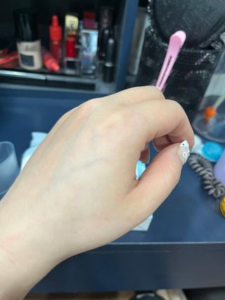 MF[스킨1004] 마다가스카르 센텔라 히알루-시카 워터핏 선세럼 50ml — 5점을 준 리뷰어가 2024년 5월 올린 사용 사진