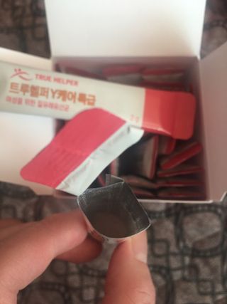 트루헬퍼 Y케어 특급 여성 질 유래 유산균 프로바이오틱스 1박스 — 5점을 준 리뷰어가 2023년 4월 올린 사용 사진