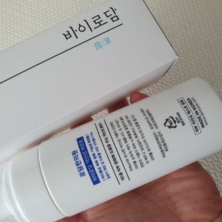[바이로담] 저자극 약산성버블 폼 폼클렌징 150ml — 5점을 준 리뷰어가 2021년 3월 올린 사용 사진