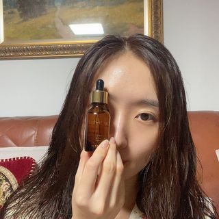 스킨큐어 산다화 비타민c 화이트닝 에센스 30ml — 4.5점을 준 리뷰어가 2023년 9월 올린 사용 사진