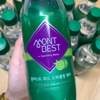 몽베스트 Montbest with Sparkling water Lime20병 — 5점을 준 리뷰어가 2021년 10월 올린 사용 사진