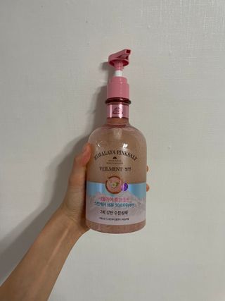 벨먼 내추럴스파 수분광채 스크럽 바디워시 600ml 5종 — 4점을 준 리뷰어가 2022년 5월 올린 사용 사진