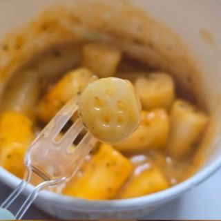 나우  [요리궁리] B타입 ( 매콤, 치즈, 매콤까르보 ) 꽃떡볶이 6개입 세트 — 5점을 준 리뷰어가 2025년 4월 올린 사용 사진