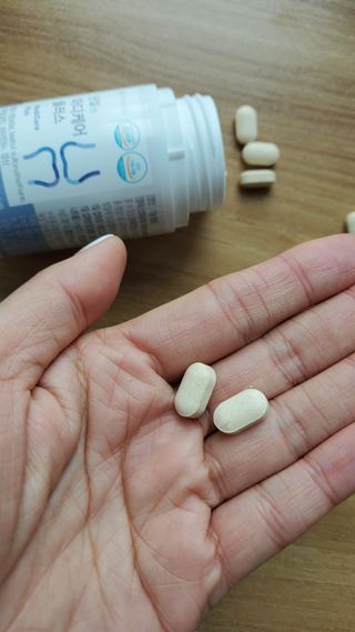 프리마인 평생 써야하는 관절의 건강을 위한 완벽설계 솔루션 관절n마디케어 플러스 120정 — 4점을 준 리뷰어가 2021년 9월 올린 사용 사진
