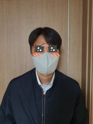 케이퓨리 귀편한 숨쉬기편한 새부리형 항균 구리마스크 대형 — 4점을 준 리뷰어가 2022년 11월 올린 사용 사진