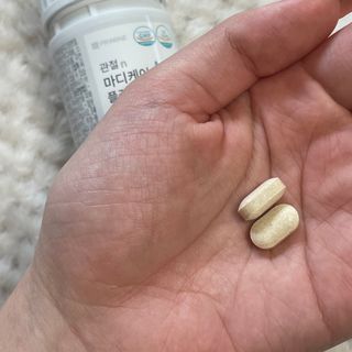 프리마인 평생 써야하는 관절의 건강을 위한 완벽설계 솔루션 관절n마디케어 플러스 120정 — 5점을 준 리뷰어가 2021년 10월 올린 사용 사진