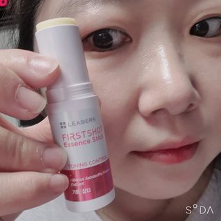 리더스코스메틱 리더스 퍼스트 샷 에센스 스틱 2종 — 5점을 준 리뷰어가 2022년 5월 올린 사용 사진