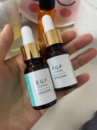 랑팡 EGF+FGF 10ppm 리포좀 앰플 원액 10ml — 5점을 준 리뷰어가 2021년 11월 올린 사용 사진