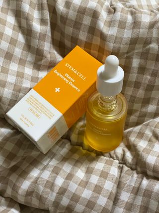 체르엠 스템앤셀 비타민 브라이트닝 에센스 30ml 1개 — 5점을 준 리뷰어가 2021년 12월 올린 사용 사진