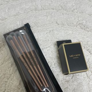 툴앤썸 로즈골드 에디션 아이 메이크업 브러쉬 4종+툴앤썸 어썸 블랙 멜로우 블렌딩 스펀지 — 5점을 준 리뷰어가 2021년 2월 올린 사용 사진