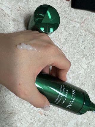 레츄얼 베르디올 더 하이드레이팅 에멀젼 — 5점을 준 리뷰어가 2022년 5월 올린 사용 사진
