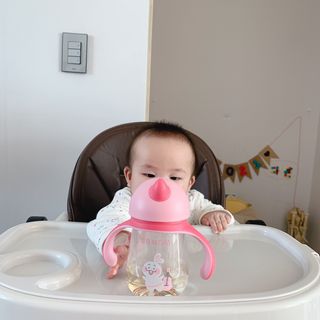 유비맘 트라이탄 코니빨대컵_컬러 랜덤 발송 — 3점을 준 리뷰어가 2021년 3월 올린 사용 사진