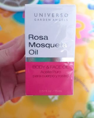 유니베르소 로즈힙 오일 15ml — 5점을 준 리뷰어가 2021년 6월 올린 사용 사진