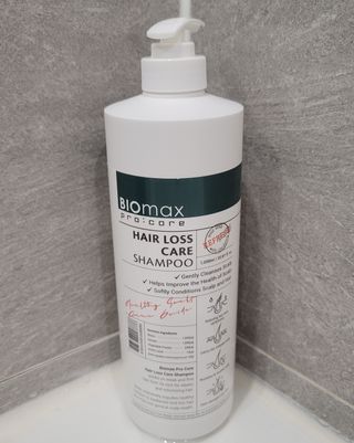 [바이오맥스] 프로코어 탈모완화샴푸 1000ml — 3.5점을 준 리뷰어가 2022년 8월 올린 사용 사진