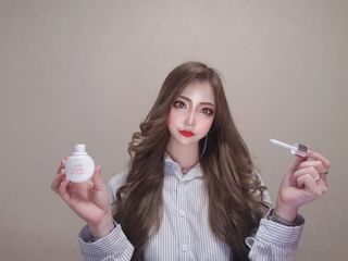 KISSY BAE 키시베이 키시베이 리얼화이트 톤업틴트 — 2.5점을 준 리뷰어가 2021년 9월 올린 사용 사진
