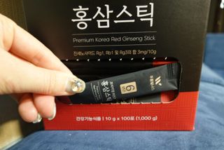 [푸름웰니스] 프리미엄 6년근 홍삼스틱 3mg x 100포 — 5점을 준 리뷰어가 2022년 3월 올린 사용 사진