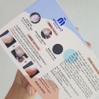 미라클풋 유리발각질제거기 물없이 쓱싹쓱싹 몇번만에 발각질 완벽제거 — 5점을 준 리뷰어가 2021년 9월 올린 사용 사진