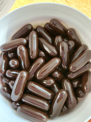Swisse 스위스 고함량 프로폴리스 2,000mg 210정 — 5점을 준 리뷰어가 2021년 11월 올린 사용 사진
