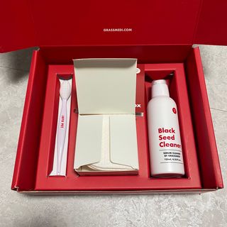 [자유펫] 고양이 턱드름 여드름 예방 및 제거 세트, 블랙씨드케어박스 — 5점을 준 리뷰어가 2021년 10월 올린 사용 사진