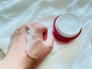 레드투래드 센서티브 슈퍼 크림 50ml — 리뷰어가 2021년 10월 올린 사용 사진