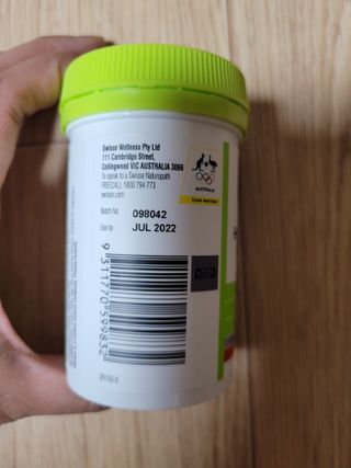 Swisse 스위스 고함량 밀크씨슬 35,000mg 60정 — 3점을 준 리뷰어가 2021년 11월 올린 사용 사진