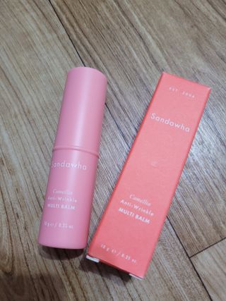 스킨큐어 산다화 카멜리아 안티 링클 멀티밤 — 5점을 준 리뷰어가 2022년 11월 올린 사용 사진
