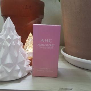 AHC 아우라 시크릿 톤업 벨벳 — 4.5점을 준 리뷰어가 2021년 4월 올린 사용 사진